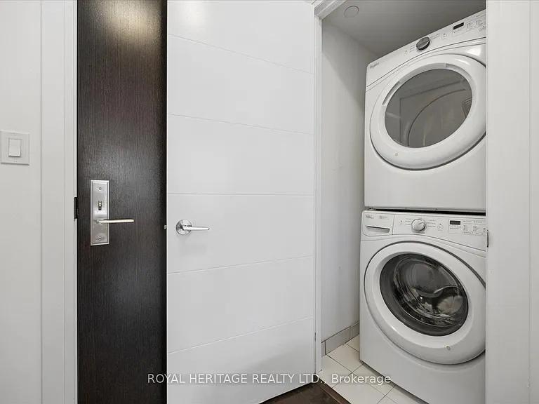 460 Adelaide St E #Penthouse 122 — Photo 19