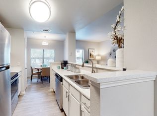 3903 SE Military Dr #B2, San Antonio, TX 78223