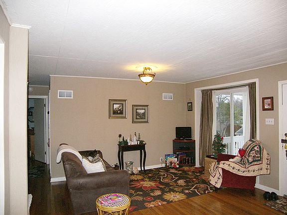 5th image of 98 Dockside Dr