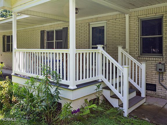 4th image of 187 Waterford Drive