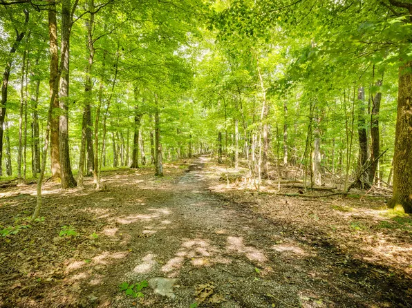 Hickory Springs Rd, Johnson City, TN 37604