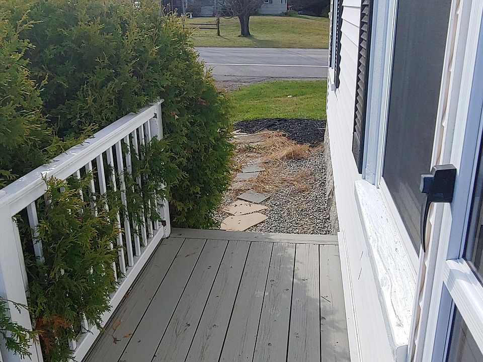 Side Entrance with Deck