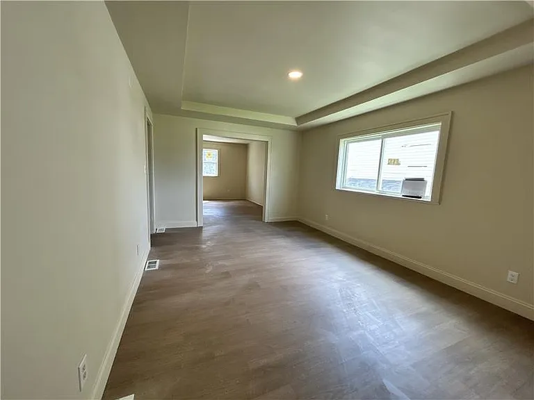1317 Plum St — Photo 2