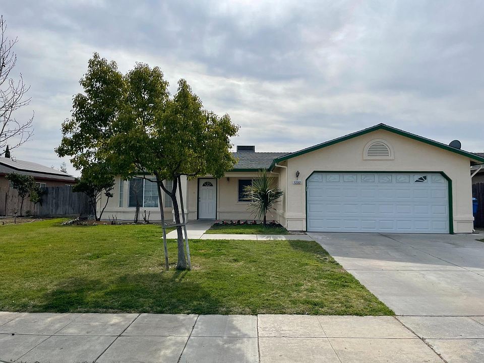 1st image of 1232 Carmen Ave