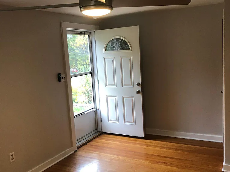 500 Serpentine Dr — Photo 4
