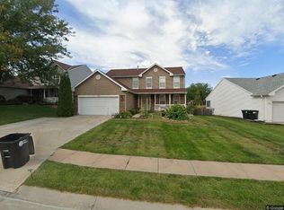 15808 T St, Omaha, NE 68135