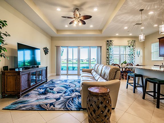 5th image of 1830 Pacific Dunes Dr