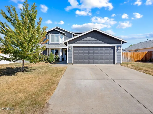 709 Cascade Ave, Moxee, WA 98936