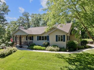 7684 Lone Pine Rd, Barneveld, WI 53507