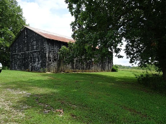 4th image of 521 Artville Rd