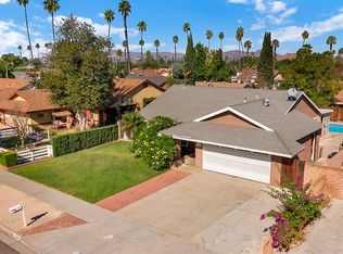 9549 Charter Oak Ln, Riverside, CA 92503