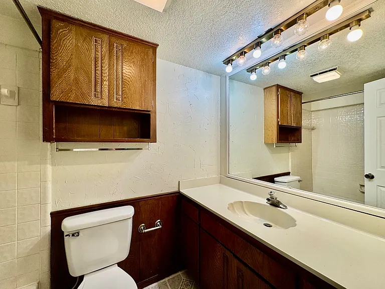 428 Sundance Ln — Photo 8