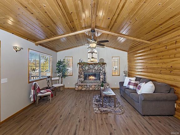 4th image of 2216 State Ln