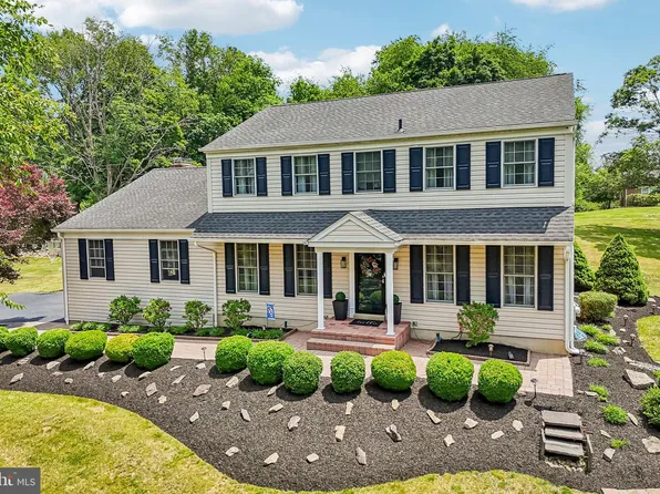 604 Gages Ln, West Chester, PA 19382