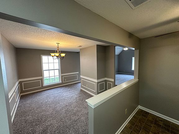 5th image of 7065 Hillshire Dr