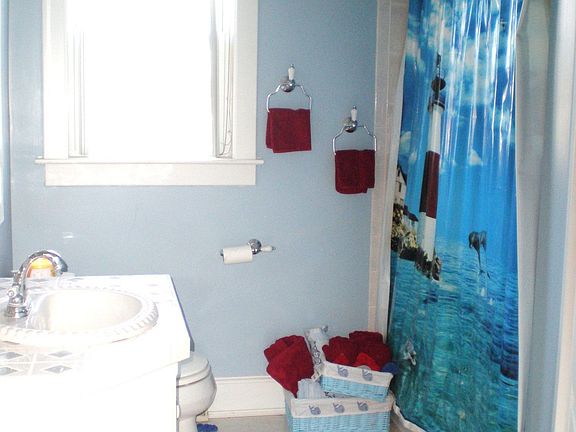 Newly redone bathroom. 