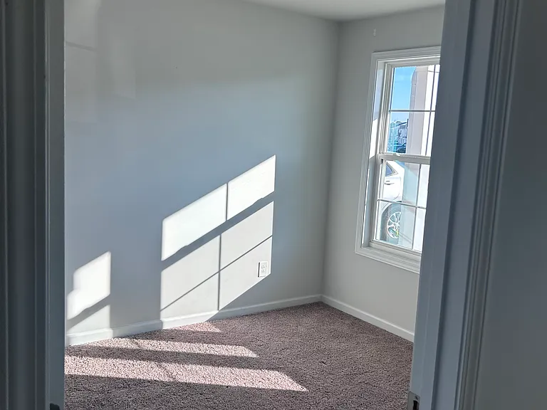 443 Anna Gray Cir — Photo 2