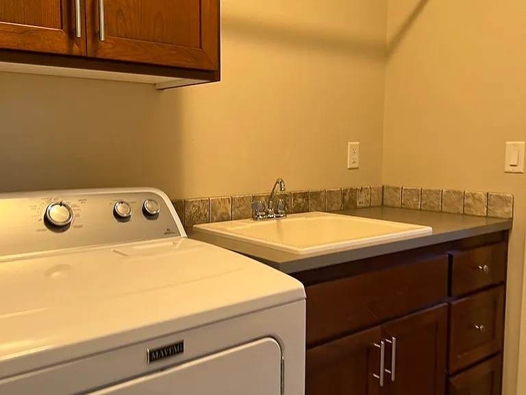926 Robin Hood Ave — Photo 11