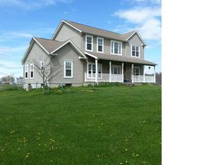 389 Damon Point Rd, Bridgeport, NY 13030