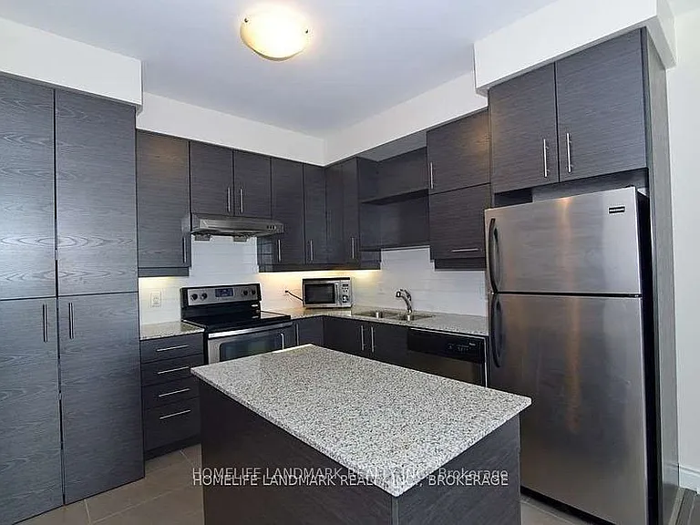 277 S Park Rd #701 — Photo 4