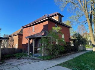 202 S 18th Ave E, Duluth, MN 55812