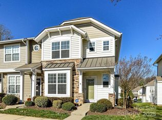 836 Gentlewinds Ct, Fort Mill, SC 29708