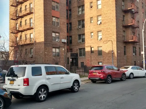 14 Cass Place image 1 of 9