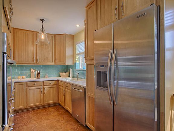 2nd image of 2426 Cedar Shores Cir