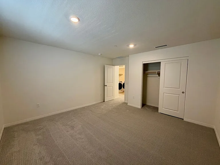 9643 Babaco St — Photo 12