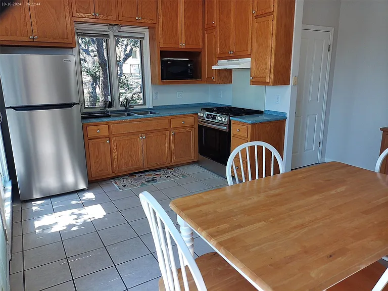 525 Northwood Hills Dr — Photo 8