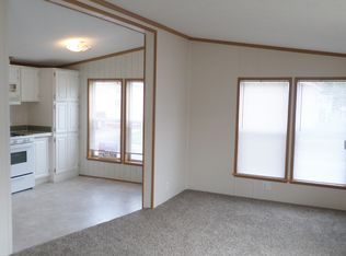 17120 Scarborough Dr, Macomb, MI