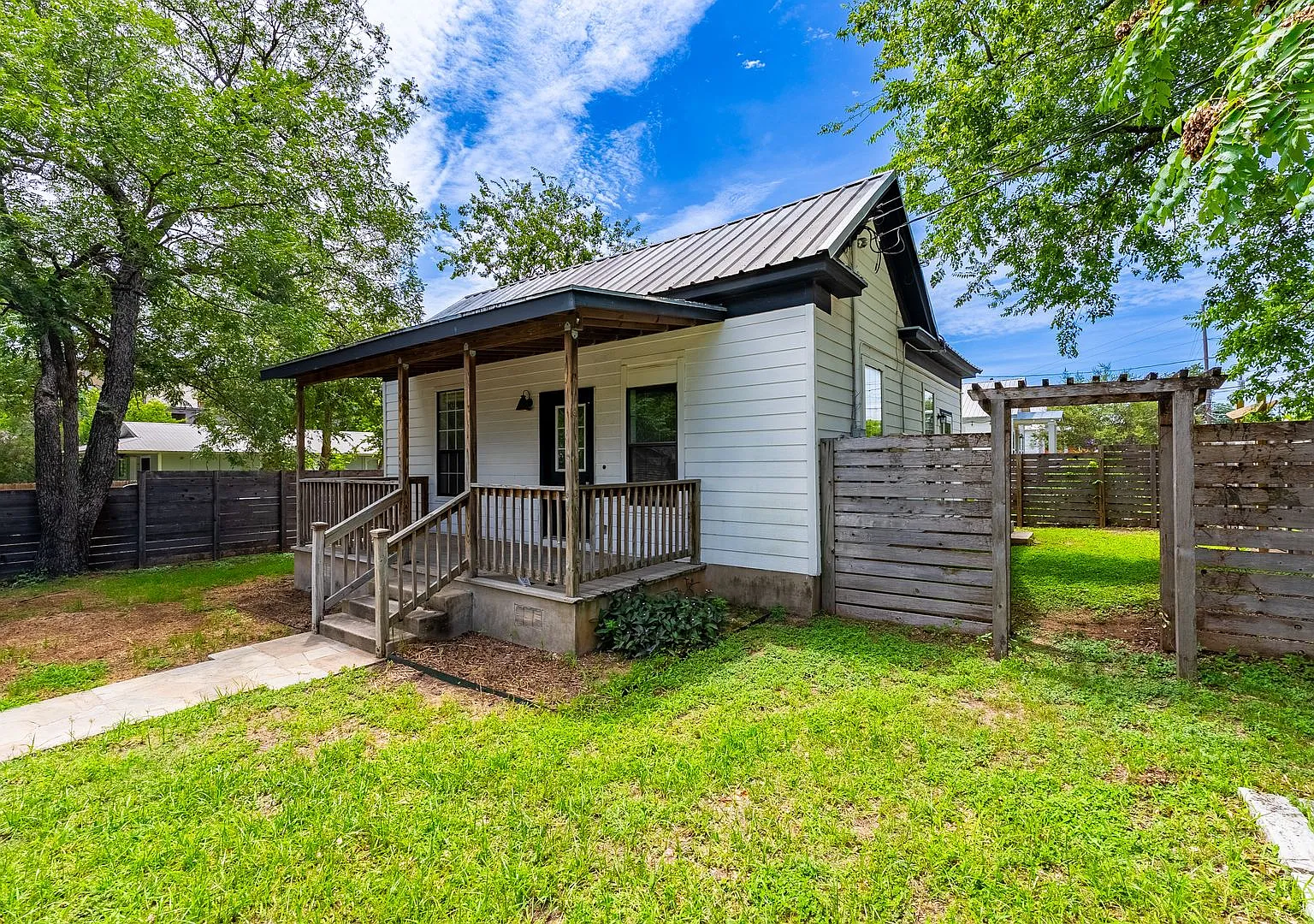 Urban Charm Meets Modern Living in the Heart of East Austin! — Photo 3
