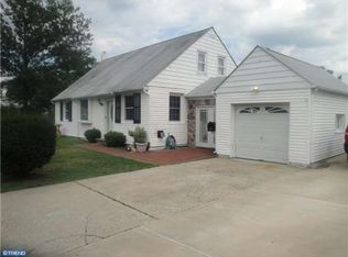 241 Green Ln, Bristol, PA 19007