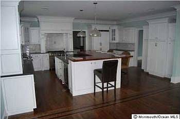 2nd image of 1526 Ocean Ave