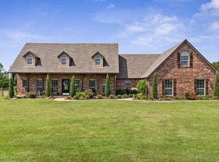 13555 E 463rd Rd, Claremore, OK 74017