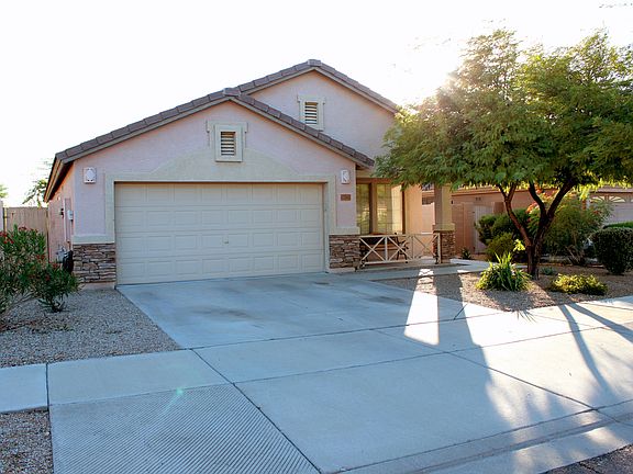 3rd image of 17561 W Coyote Trail Dr