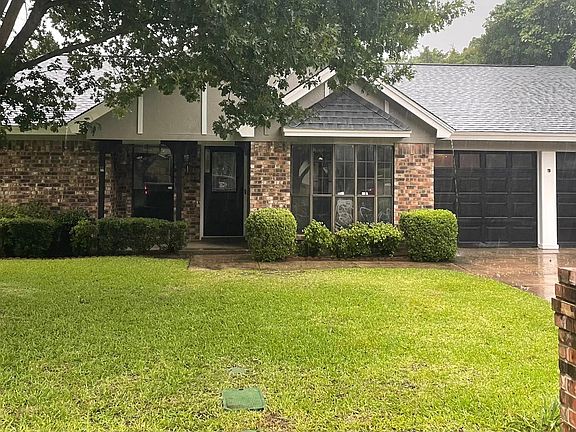 4th image of 6216 Barcelona Dr