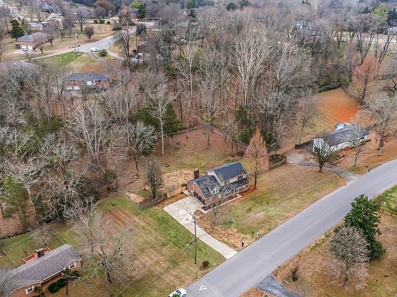 5th image of 115 Pascal Dr