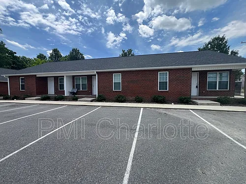 729 Fisher Ferry St Photo 1