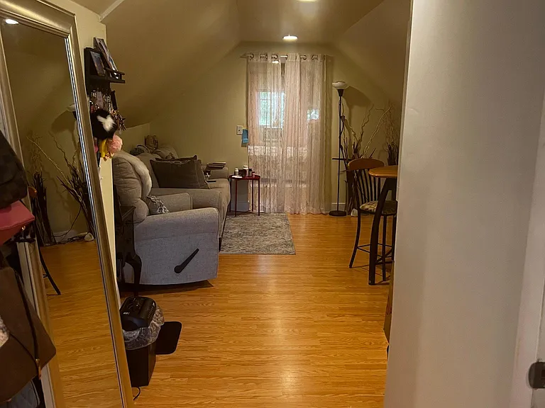 35 Manitou Ave #3 — Photo 9