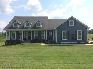 220 Gay Evans Rd, Winchester, KY 40391