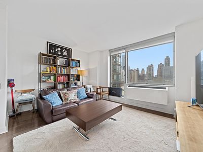 1965 Broadway APT 17J, New York, NY, 10023