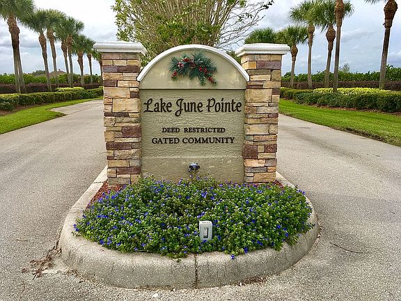 2nd image of 615 Sunset Pointe Dr