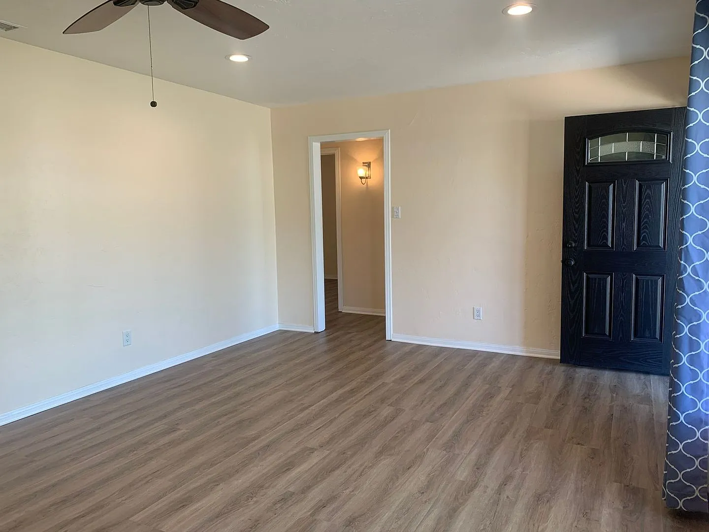 Price Lowered! Beautiful 3-Bedroom Home In El Cajon! — Photo 4
