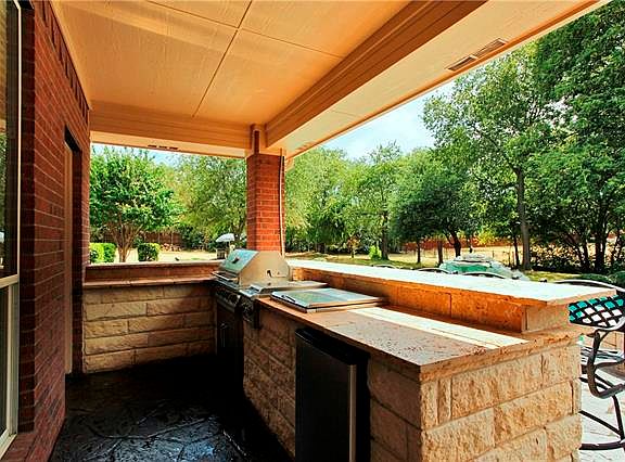 5th image of 7651 Ashbury Ct