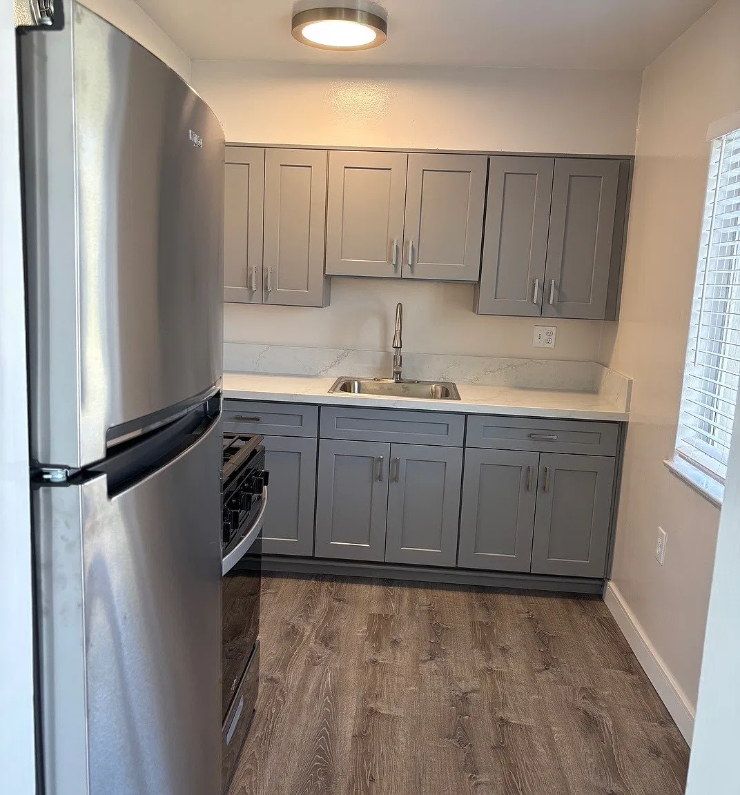 575 Carla Way — Photo 3