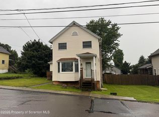 136 Buttonwood St, Jessup, PA 18434
