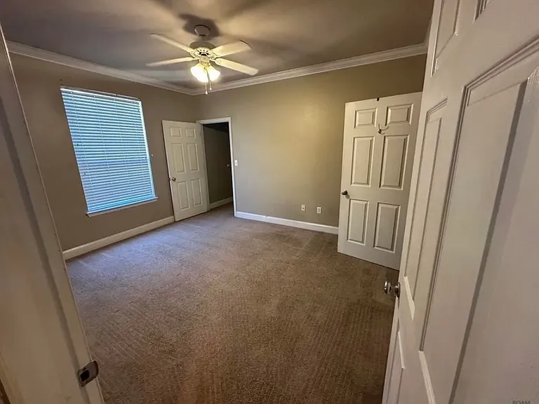 900 Dean Lee Dr #705 — Photo 8