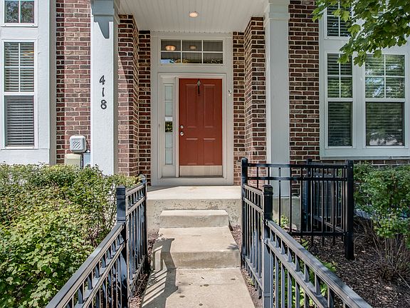 2nd image of 418 Plaza Pl