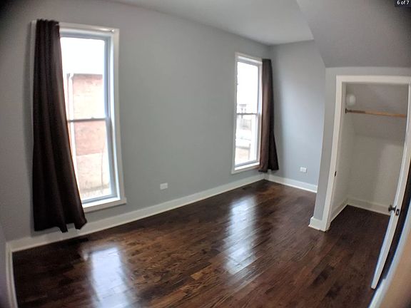 5th image of 2028 N Keeler Ave #1